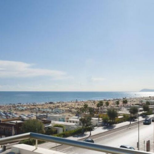 Offerte per l'Estate a Rimini Miramare Offerte per l'Estate a Rimini Miramare