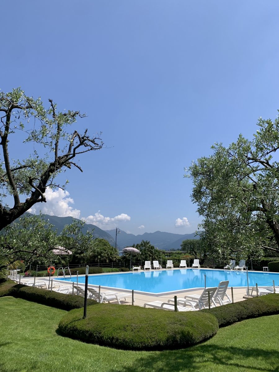 Piscina in day use sul Lago d’Iseo