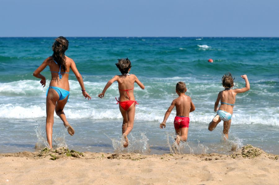 Giugno in arrivo ... Tutti in spiaggia!