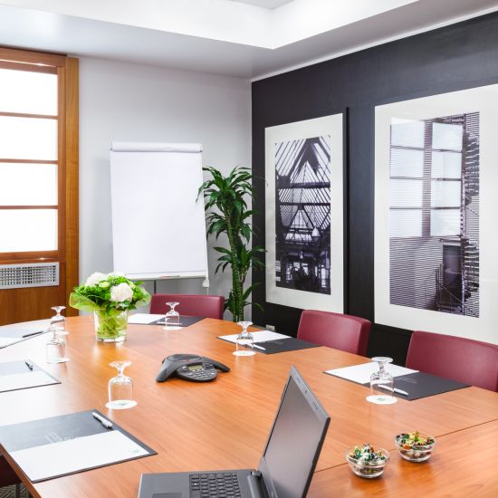 Book your meetings at Holiday Inn Milan Garibaldi