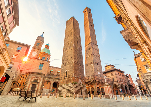 Bologna Centro in una giornata